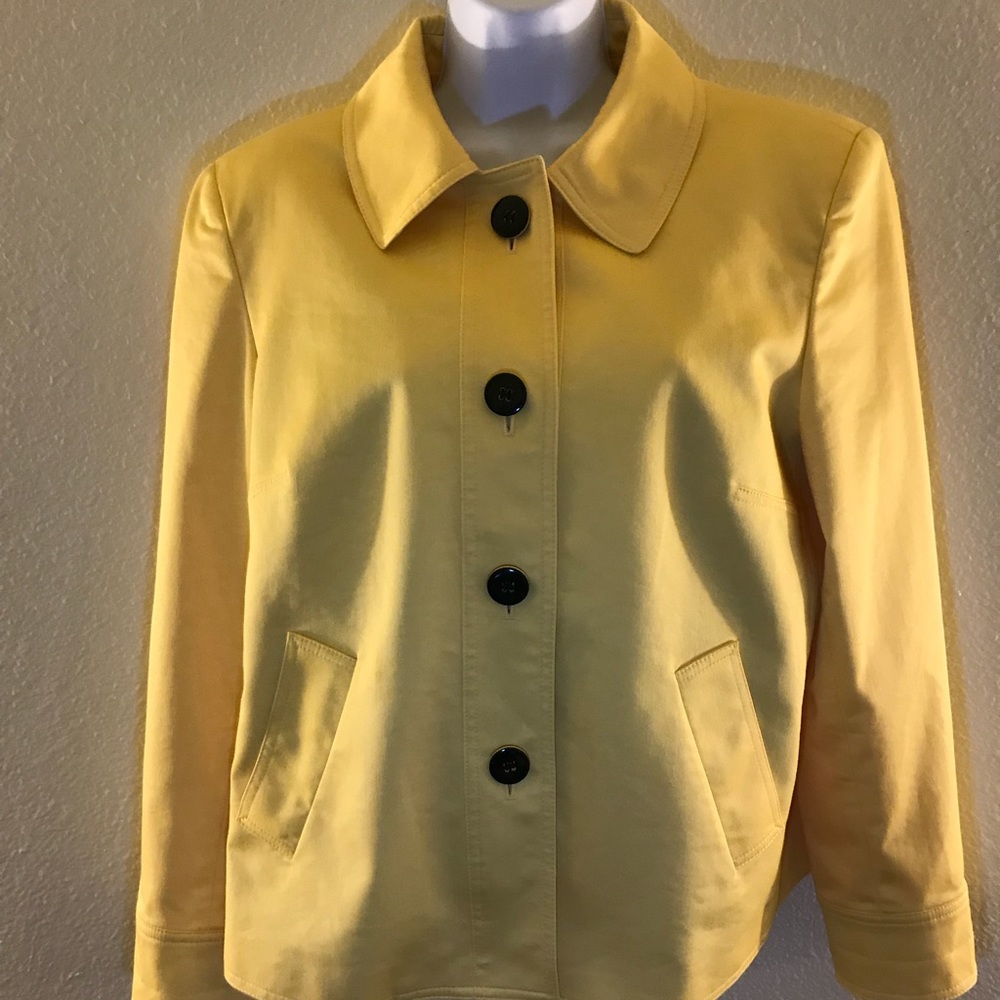 Kasper 4 button yellow professional blazer